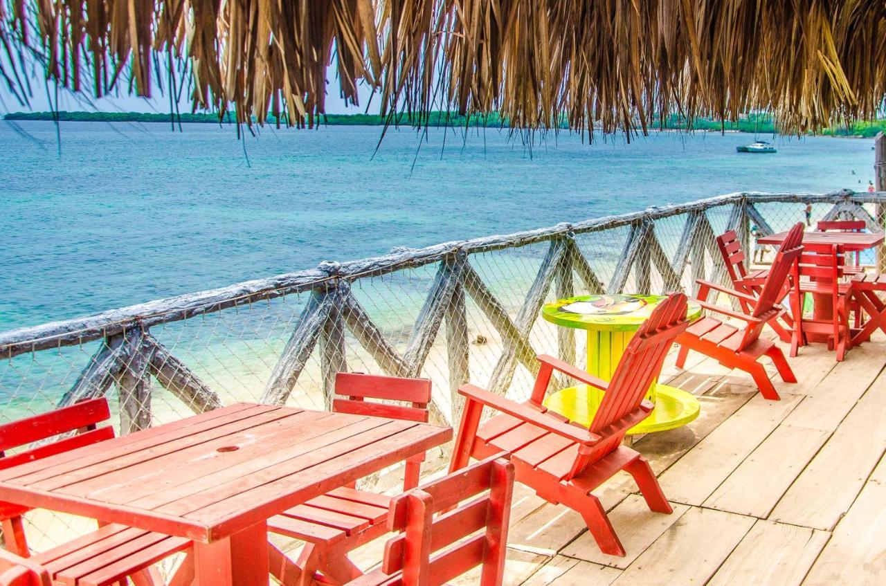 Nuestros Tres Tesoros II Hotel Playa Blanca Bagian luar foto
