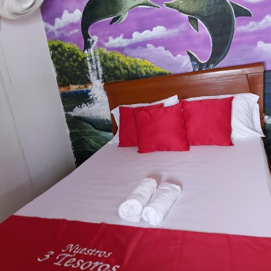 Nuestros Tres Tesoros II Hotel Playa Blanca Bagian luar foto
